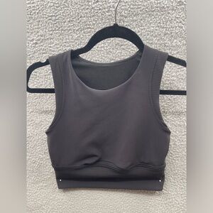 Kick Serve Lululemon Textured sports bra Crop top size 6 Black Logo Luxtreme